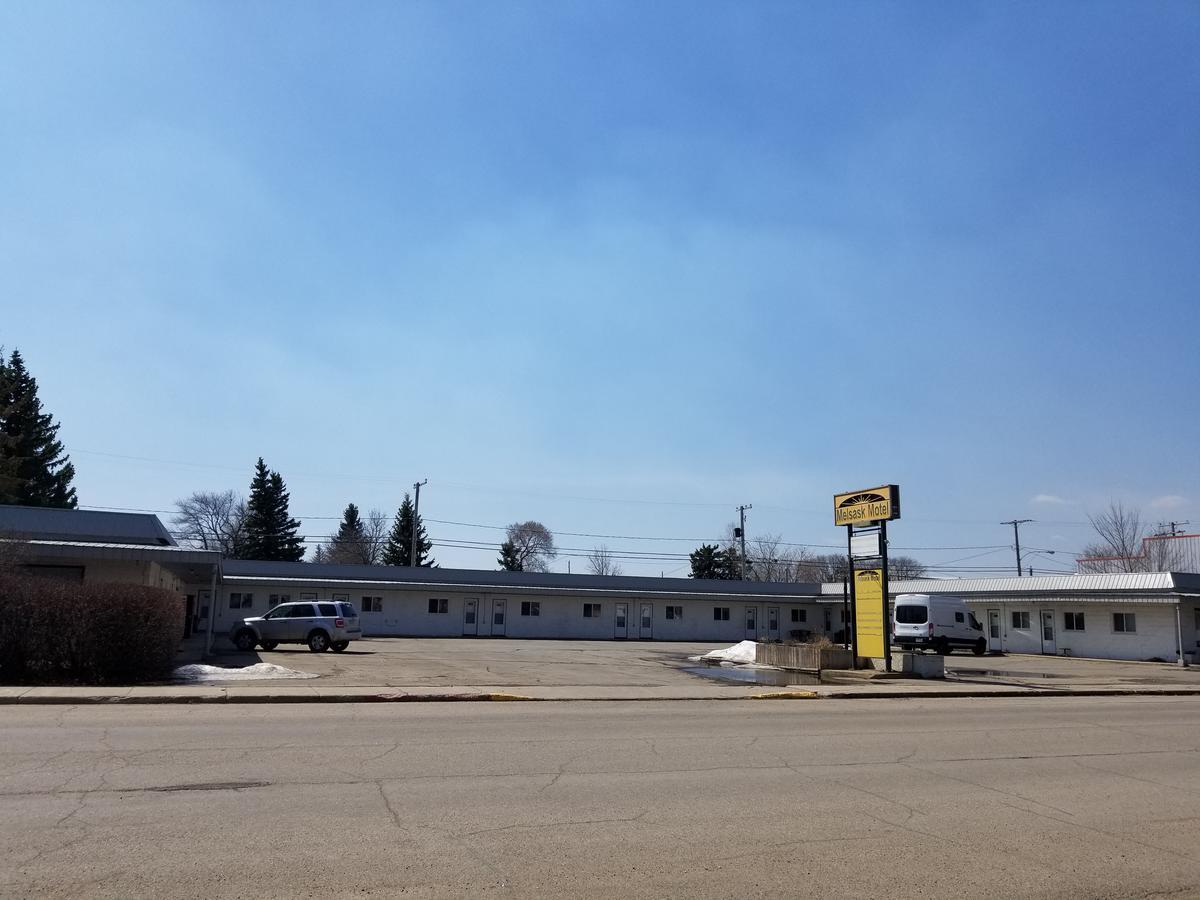 Melsask Motel Melville Exterior foto